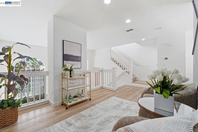 6020 Condor, Danville, CA 94506