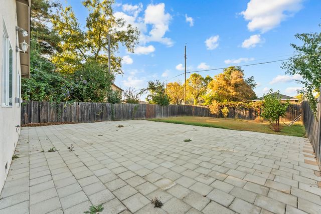 3611 23rd Ave, Sacramento, CA 95820