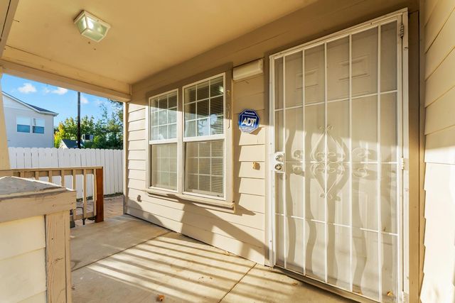 3611 23rd Ave, Sacramento, CA 95820