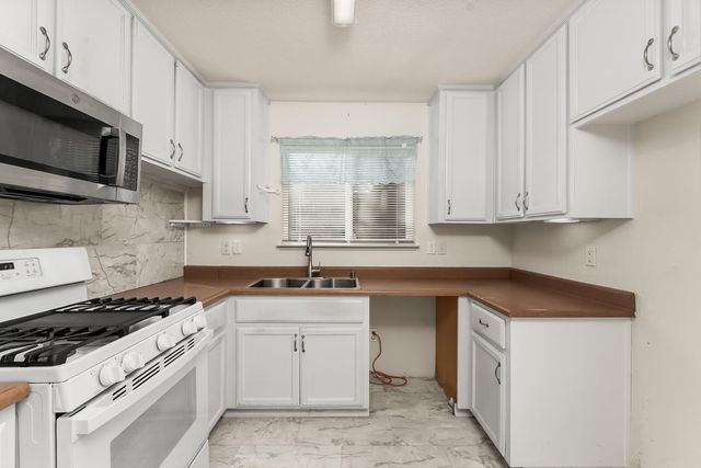3611 23rd Ave, Sacramento, CA 95820