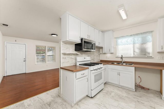 3611 23rd Ave, Sacramento, CA 95820
