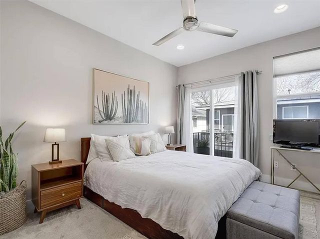 2709 E 3rd ST 2, Austin, TX 78702