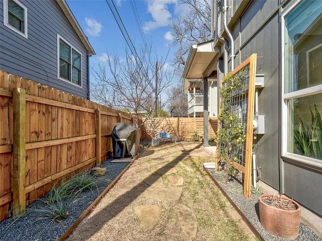 2709 E 3rd ST 2, Austin, TX 78702