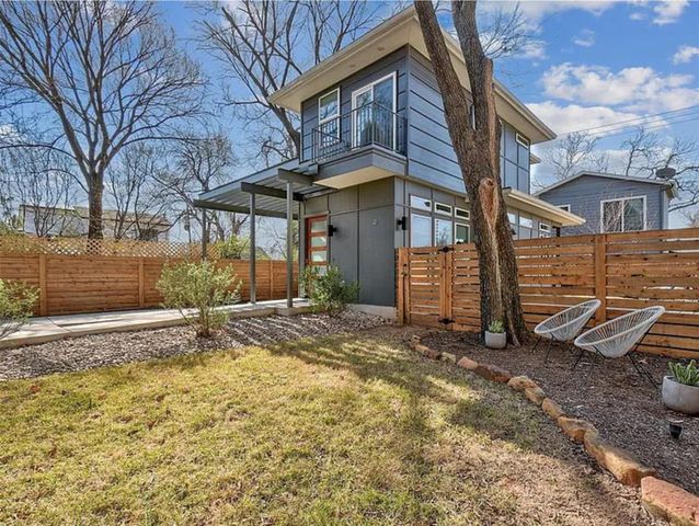 2709 E 3rd ST 2, Austin, TX 78702