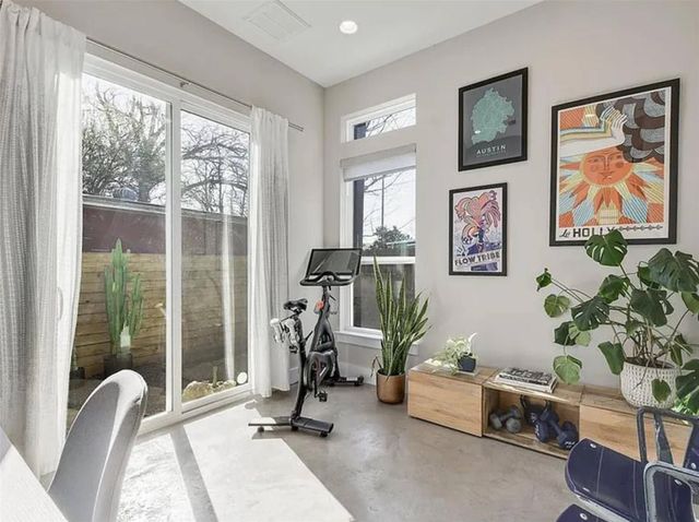 2709 E 3rd ST 2, Austin, TX 78702