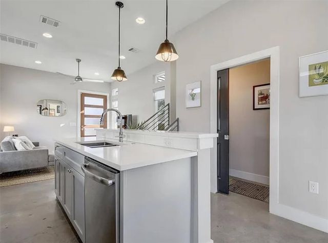 2709 E 3rd ST 2, Austin, TX 78702