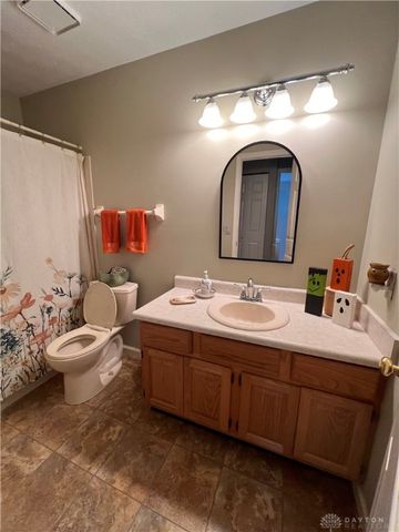 65 Artesian Court, Springboro, OH 45066