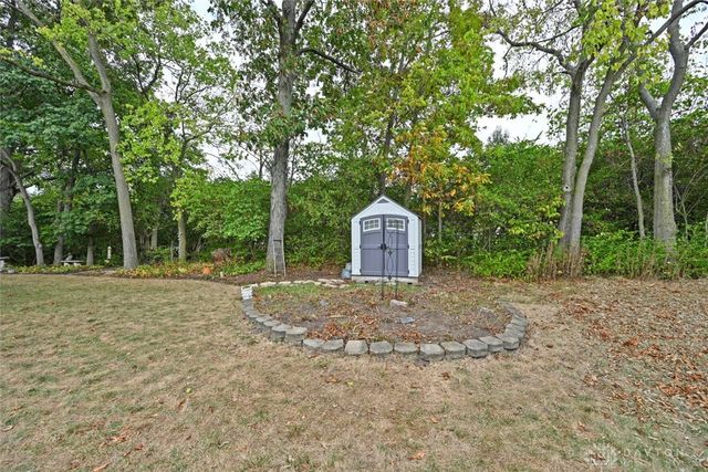 65 Artesian Court, Springboro, OH 45066