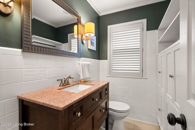 214 Brunswick Rd, Louisville, KY 40207