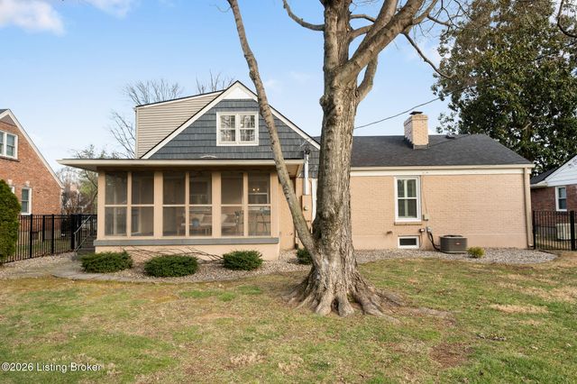 214 Brunswick Rd, Louisville, KY 40207