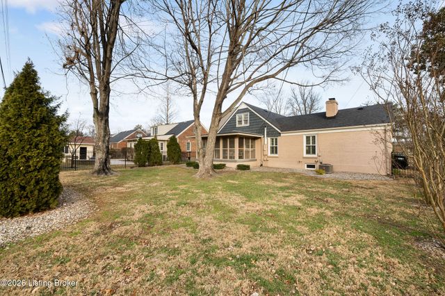 214 Brunswick Rd, Louisville, KY 40207