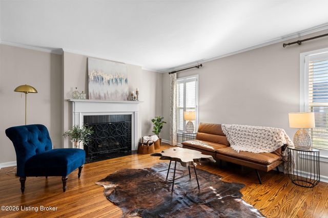 214 Brunswick Rd, Louisville, KY 40207