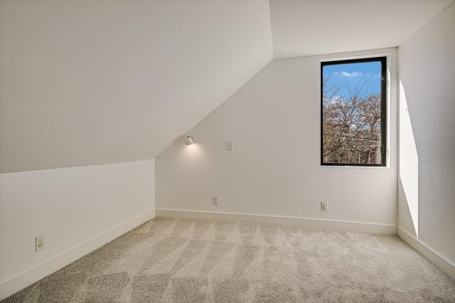 1620 W 10th ST, Austin, TX 78703