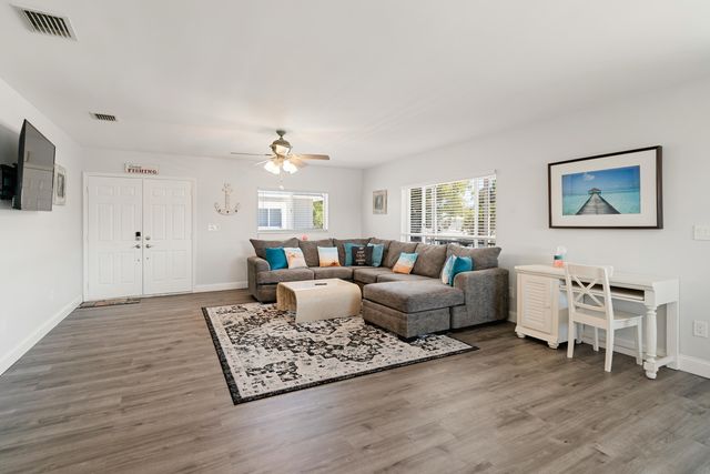 81 Marina Avenue, Key Largo, FL 33037