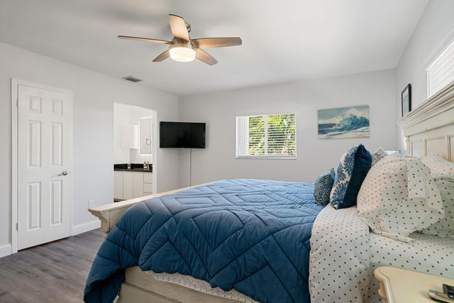 81 Marina Avenue, Key Largo, FL 33037