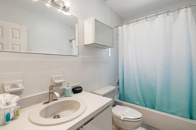 81 Marina Avenue, Key Largo, FL 33037