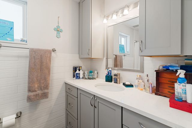 81 Marina Avenue, Key Largo, FL 33037