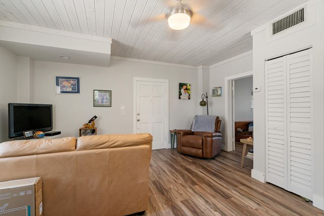 81 Marina Avenue, Key Largo, FL 33037