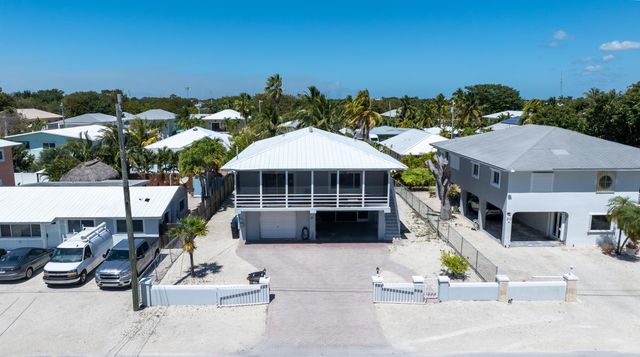 81 Marina Avenue, Key Largo, FL 33037