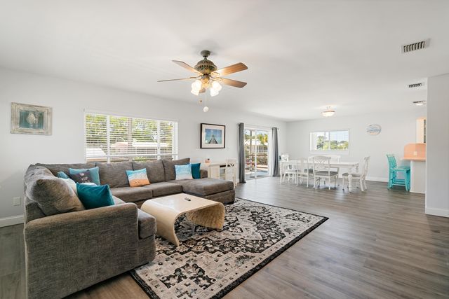 81 Marina Avenue, Key Largo, FL 33037