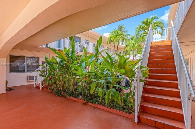 7840 Harding Ave 3, Miami Beach, FL 33141
