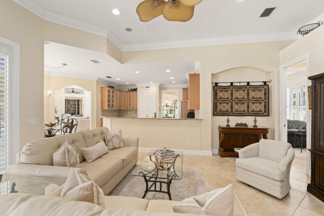 4 Castle Hill Way, Stuart, FL 34996