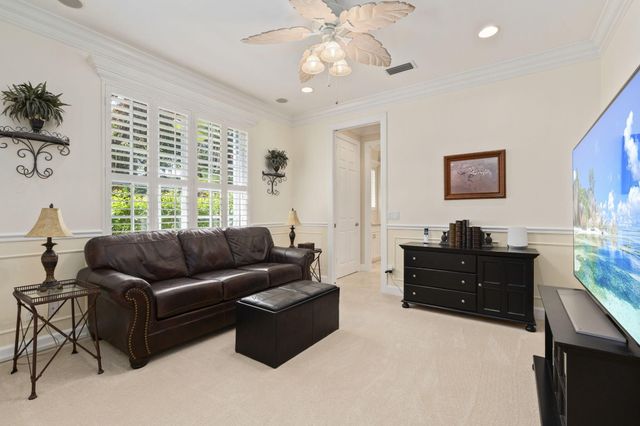 4 Castle Hill Way, Stuart, FL 34996