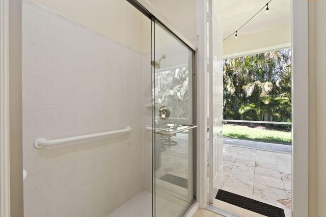 4 Castle Hill Way, Stuart, FL 34996