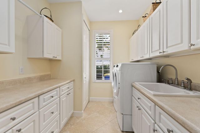 4 Castle Hill Way, Stuart, FL 34996