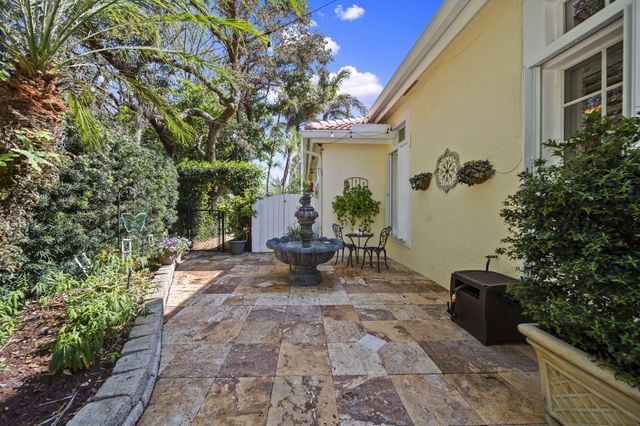 4 Castle Hill Way, Stuart, FL 34996