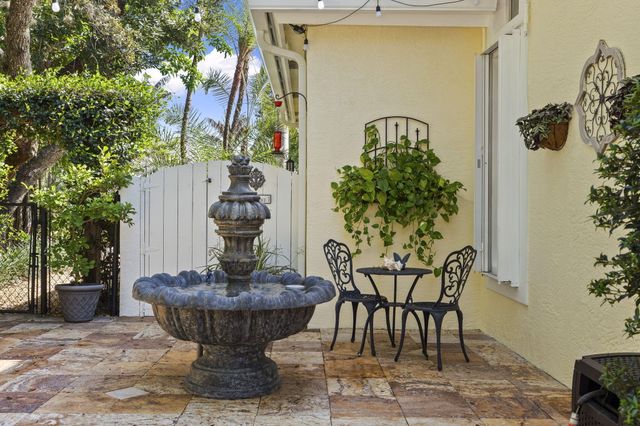 4 Castle Hill Way, Stuart, FL 34996