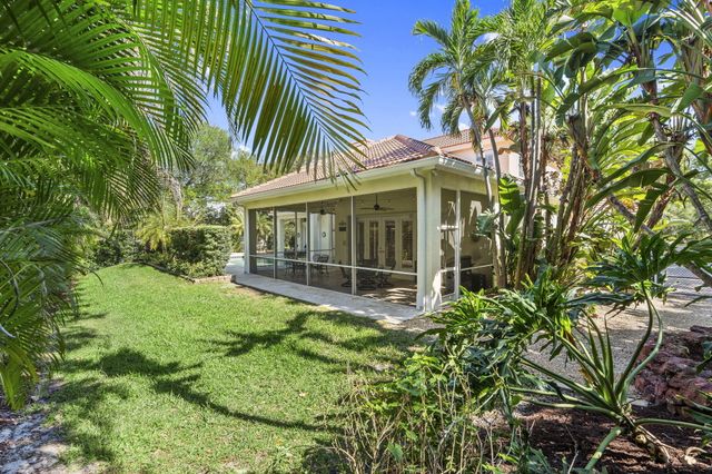 4 Castle Hill Way, Stuart, FL 34996