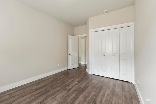 5356 N Schumann Ave, Meridian, ID 83646