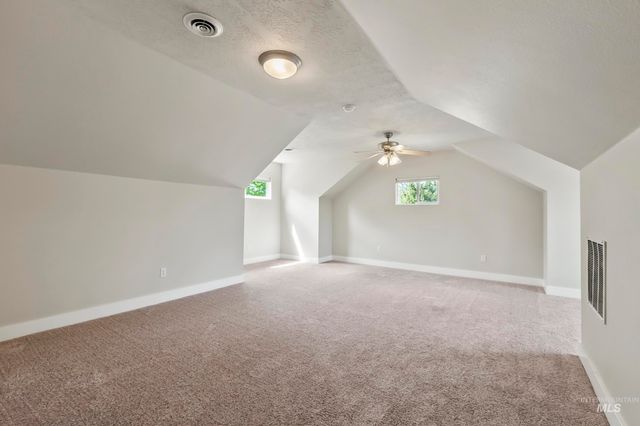 5356 N Schumann Ave, Meridian, ID 83646