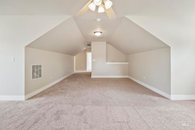 5356 N Schumann Ave, Meridian, ID 83646