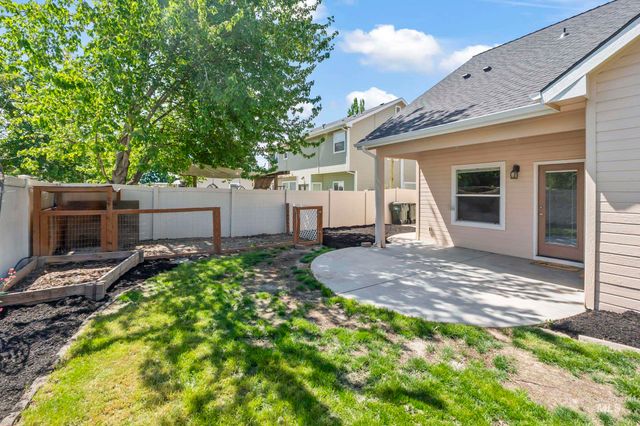 5356 N Schumann Ave, Meridian, ID 83646