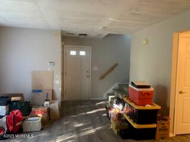 32 Dover Court, Tinton Falls, NJ 07712