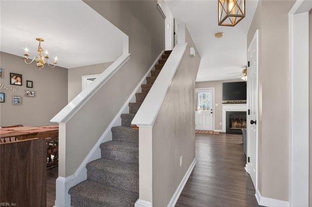 111 Boeing AVE, Hampton, VA 23669