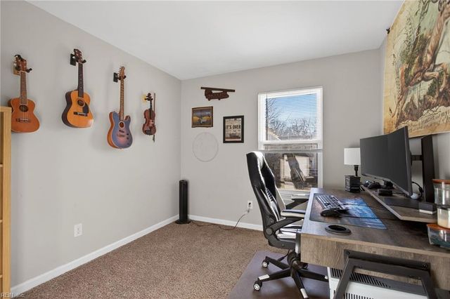 111 Boeing AVE, Hampton, VA 23669