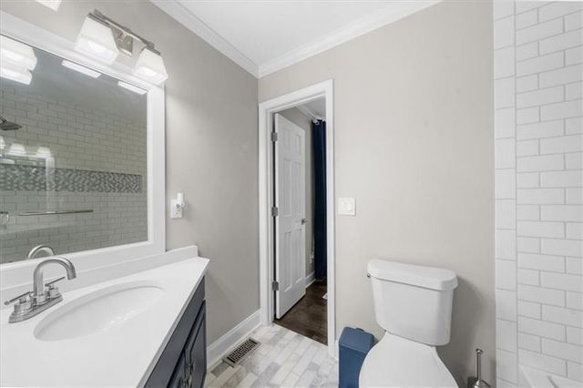 6313 Shoreland Circle, Buford, GA 30518