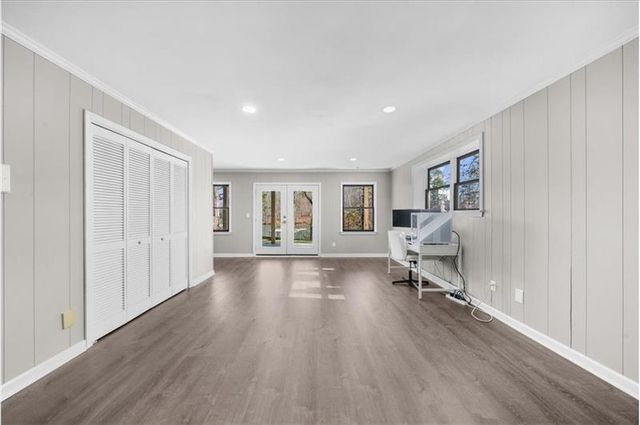 6313 Shoreland Circle, Buford, GA 30518