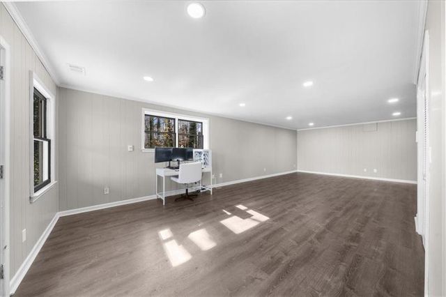 6313 Shoreland Circle, Buford, GA 30518