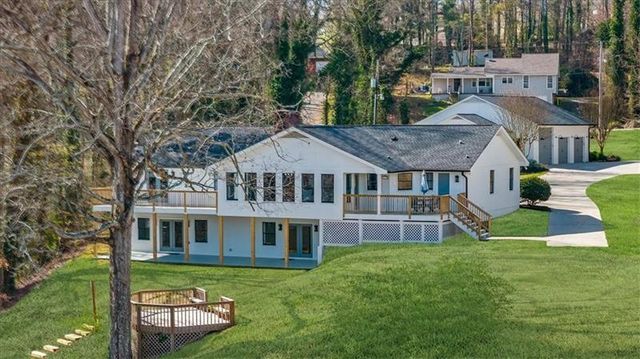 6313 Shoreland Circle, Buford, GA 30518