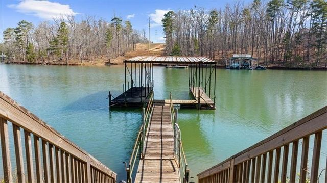 6313 Shoreland Circle, Buford, GA 30518