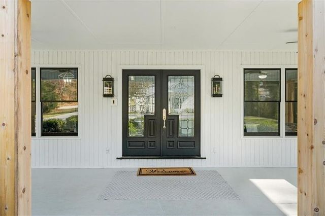 6313 Shoreland Circle, Buford, GA 30518