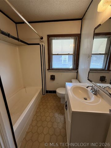 1961 N Boston Place, Tulsa, OK 74106