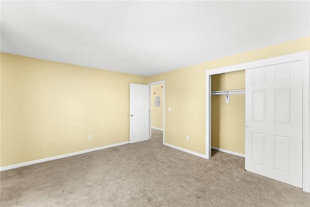 283 Privilege Street 4, Woonsocket, RI 02895