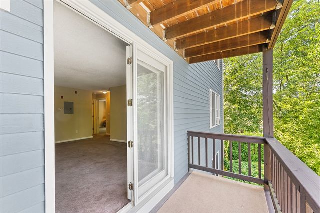 283 Privilege Street 4, Woonsocket, RI 02895