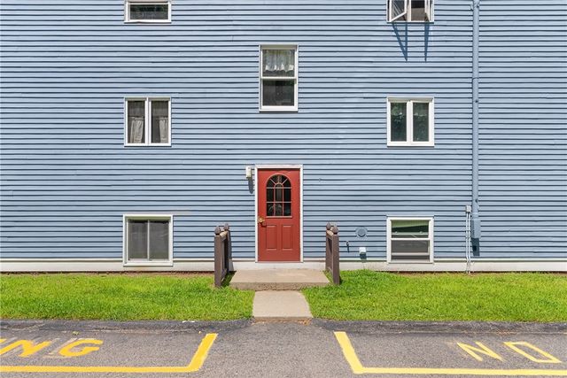 283 Privilege Street 4, Woonsocket, RI 02895