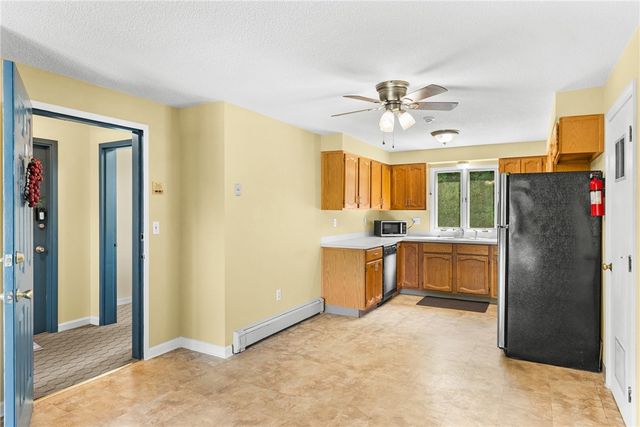 283 Privilege Street 4, Woonsocket, RI 02895